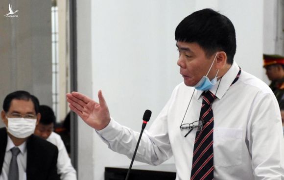Luật sư Trần Vũ Hải trong phiên xử phúc thẩm. Ảnh: An Phước.