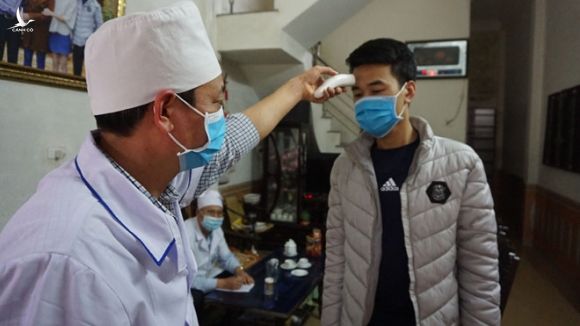 Ngành y tế Thanh Hóa đang gấp rút rà soát, giám sát những người trở về từ Bệnh viện Bạch Mai /// ẢNH MINH HẢI