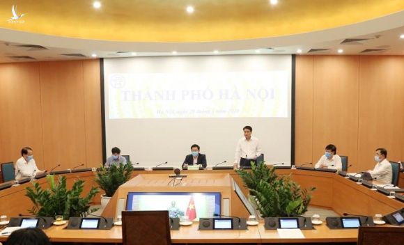 Chủ tịch Hà Nội: Ổ dịch Bạch Mai phức tạp, sẽ có thêm ca nhiễm Covid-19 - 1