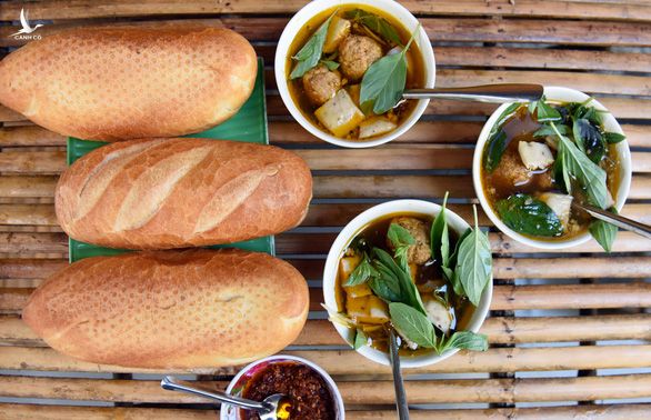 Google Doodle vinh danh bánh mì Việt Nam ở hơn 10 quốc gia - Ảnh 3.