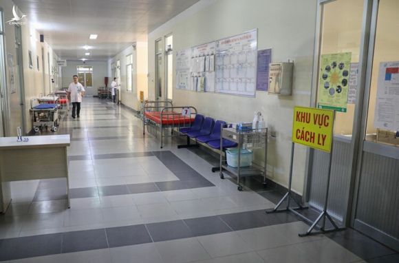 Khoa Nhiễm Bệnh viện Bệnh Nhiệt đới TP HCM, nơi điều trị cách ly bệnh nhân Covid-19, giữa tháng 2. Ảnh: Hữu Khoa.  