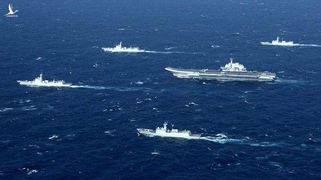 Nhóm tác chiến tàu sân bay Liêu Ninh (Trung Quốc) trong một lần xuất hiện ở Biển Đông /// Reuters - Hạm đội Thái Bình Dương của Mỹ