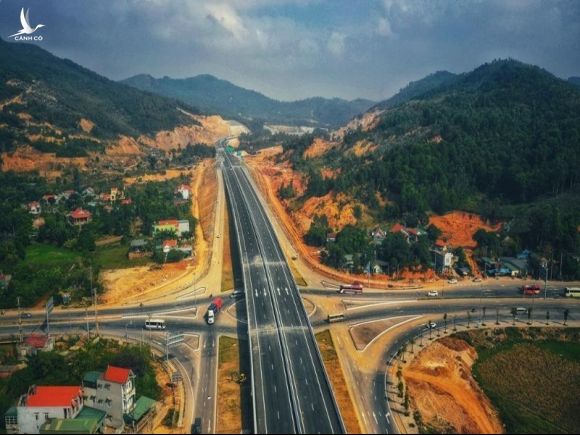 Đề xuất đầu tư tiếp 11 dự án cao tốc Bắc - Nam - ảnh 1