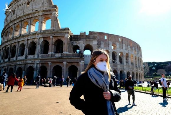 So ca tu vong moi trong ngay o Italy da vuot Trung Quoc hinh anh 1 outside_the_Colosseum_in_Rome_on_February_28_Getty_Images.jpg