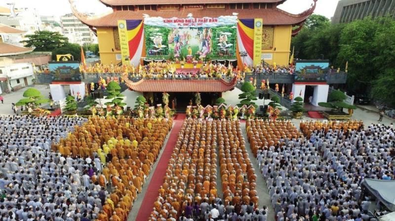 Các tôn giáo ở Việt Nam hành lễ trực tuyến chống Covid-19 - 2