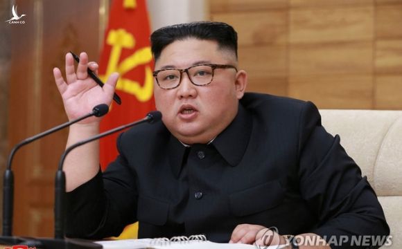 Chủ tịch Triều Tiên Kim Jong-un gửi thư động viên Tổng thống Hàn Quốc giữa "cơn bão" COVID-19