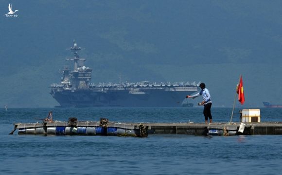 Đô đốc tàu sân bay Mỹ vinh dự khi nhận được sự đón tiếp nồng hậu từ nhân dân Việt Nam