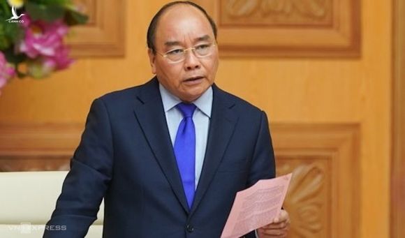 Thủ tướng Nguyễn Xuân Phúc điều hành cuộc họp thường trực Chính phủ về an ninh lương thực, chiều 31/3. Ảnh: VGP