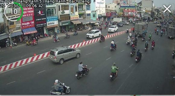 Cách hay cho người Sài Gòn né kẹt xe nhờ 400 camera giao thông gắn khắp nơi - ảnh 1