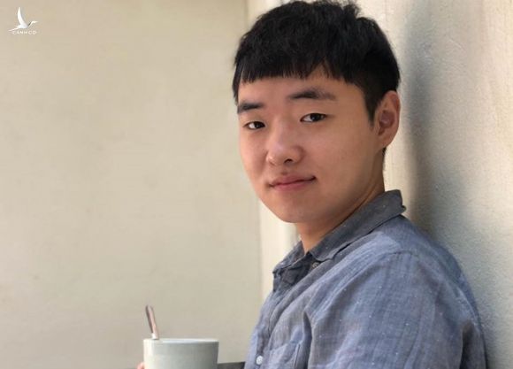 Tuấn Jeon có cách khác, cùng với bố để chống Covid-19 /// NVCC