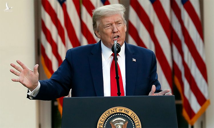 Tổng thống Mỹ Donald Trump phát biểu trong cuộc họp báo tại Vườn Hồng, Nhà Trắng, ngày 27/4. Ảnh: AP.
