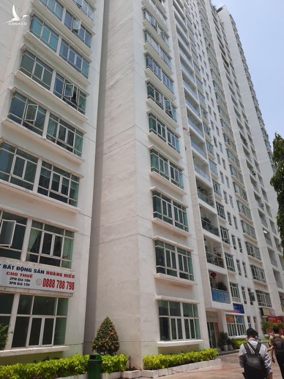 Lời khai ban đầu của người sau cùng còn ở lại căn hộ với tiến sĩ Bùi Quang Tín - Ảnh 2.