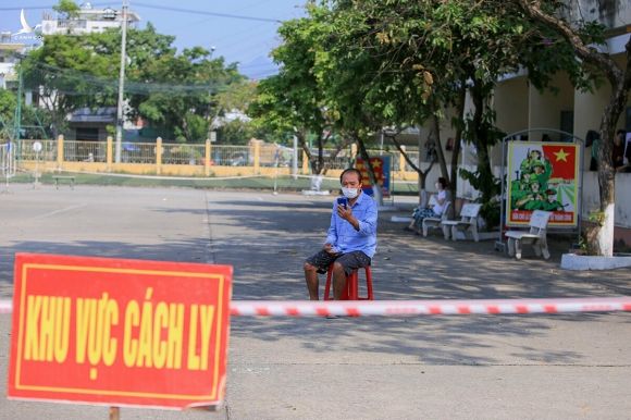 Khu cách ly tập trung của quân đội ở Đà Nẵng hồi tháng 3. Ảnh:Nguyễn Đông