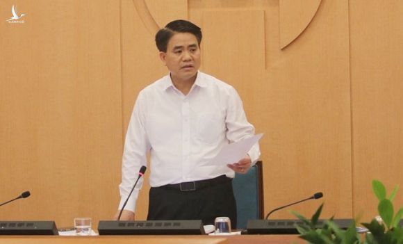 Chủ tịch Hà Nội: TP có 8 triệu dân nhưng chỉ có 300 máy thở nên tốt nhất là phòng ngừa - Ảnh 1.