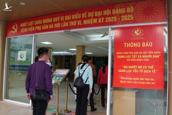 BN243 dien toan bo vao o 'khong' khi khai bao y te o BV Phu san Ha Noi hinh anh 1 kham2.jpg