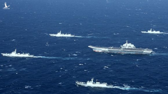 Nhóm tàu sân bay Liêu Ninh trong lần tập trận trên Biển Đông tháng 1.2017 /// AFP