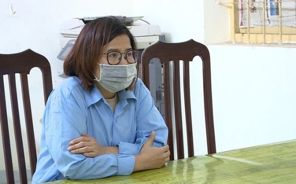 Tạm giữ hình sự 3 đối tượng sản xuất quần áo bảo hộ y tế giả Tạm giữ hình sự 3 đối tượng sản xuất quần áo bảo hộ y tế giả