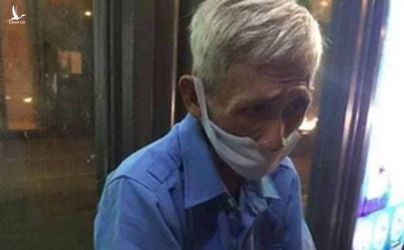 Được cộng đồng mạng giúp đỡ sau khi mất việc, bác bảo vệ già ở Sài Gòn xúc động: "Con ơi, hãy giúp người khó khăn hơn"