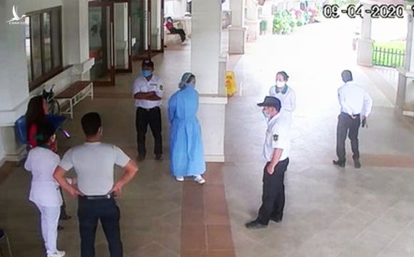Vì sao chậm xử lý vụ đánh bảo vệ khi được nhắc đo thân nhiệt? Vì sao chậm xử lý vụ đánh bảo vệ khi được nhắc đo thân nhiệt?