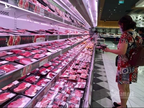 Tuyên bố giảm giá mà thịt lợn vẫn quá đắt, có kẻ đang ăn lãi đậm