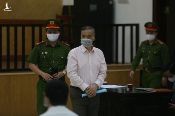 Luật sư bào chữa cho cựu bộ trưởng Nguyễn Bắc Son vắng mặt không lý do - Ảnh 2.