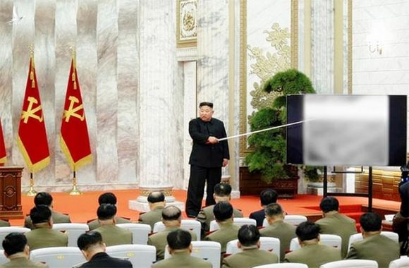 Ong Kim Jong Un thang ham cho tuong linh hat nhan hinh anh 1 2020052500950_0.jpg