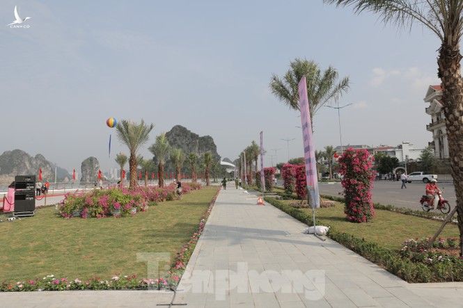 Thủ tướng dự Lễ khánh thành tuyến đường bao biển đẹp nhất Quảng Ninh - ảnh 8