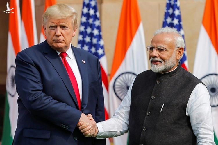 Tổng thống Mỹ Trump và Thủ tướng Ấn Độ Modi tại New Delhi hồi tháng hai. Ảnh: Reuters. 
