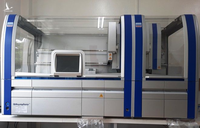 Hệ thống máy xét nghiệm Realtime PCR tự động, tỉnh Quảng Nam mua với giá 7,23 tỉ đồng. /// ẢNH: MẠNH CƯỜNG