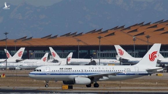 Trung Quốc vội vàng xuống nước sau khi Mỹ dọa cấm cửa các hãng hàng không - 1