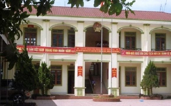 20 cán bộ tự ý đi du lịch ở Nghệ An: Sở Nội vụ chỉ đạo kiểm điểm, xử lý người đứng đầu