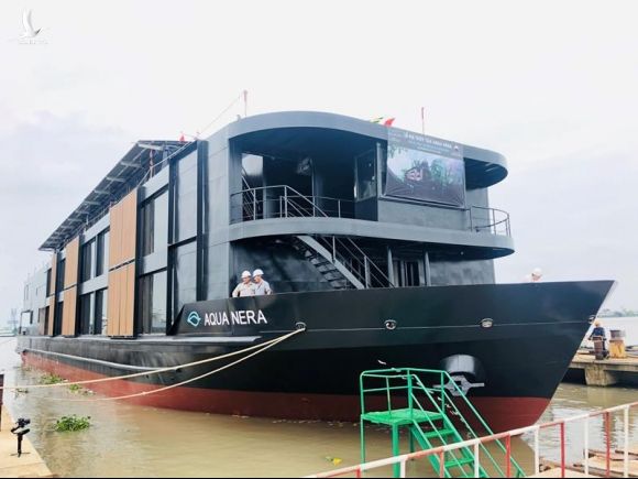 Tàu 5 sao đóng tại Việt Nam gia nhập du lịch sông Amazon - ảnh 1
