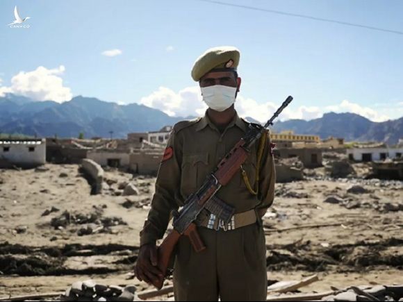 Báo Ấn Độ: Trung Quốc không rút quân khỏi khu vực tranh chấp - ảnh 1