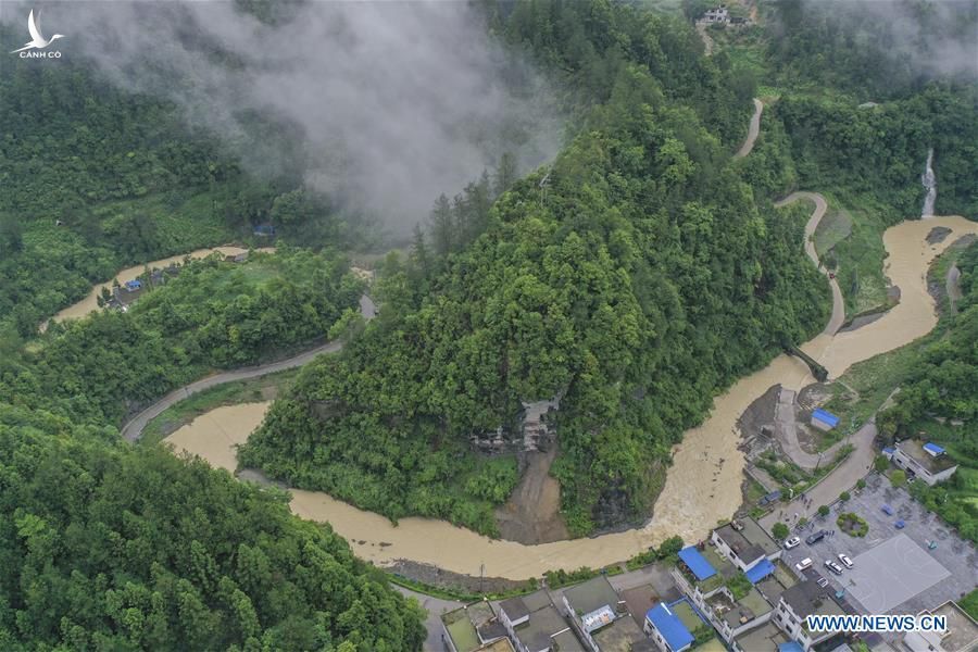 mua lu o Trung Khanh anh 1