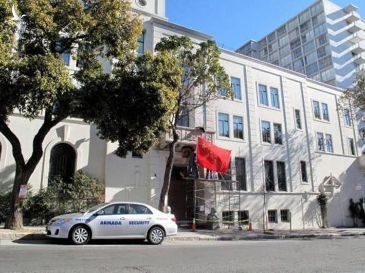 Lãnh sự quán Trung Quốc tại San Francisco sửa chữa sau vụ hỏa hoạn hồi tháng 10/2017. Ảnh: China News