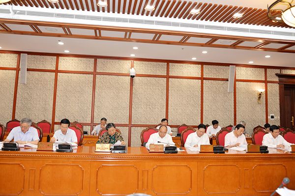 Bộ Chính trị cho ý kiến phương án nhân sự chuẩn bị Đại hội Đảng một số tỉnh