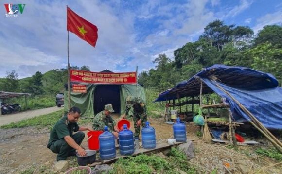 Lính biên phòng Điện Biên ngủ rừng, bám núi chống nhập cảnh trái phép - 4