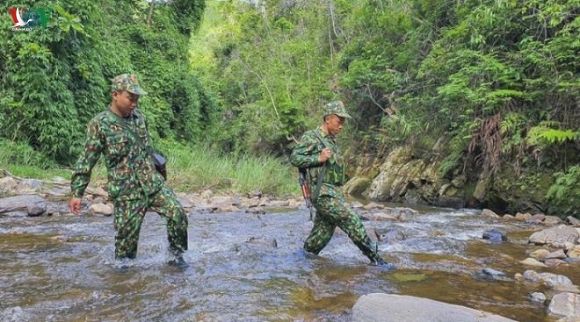 Lính biên phòng Điện Biên ngủ rừng, bám núi chống nhập cảnh trái phép - 8