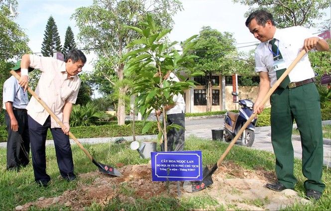 'Đồng chí nào nằm dưới mộ thay tôi thế' - ảnh 1