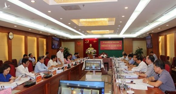 Đề nghị khai trừ đảng cựu phó chủ tịch UBND TP.HCM Nguyễn Hữu Tín - Ảnh 1.