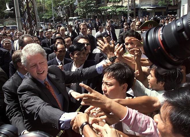 Thiếu tướng An ninh kể chuyện hậu trường bảo vệ Tổng thống Bill Clinton thăm VN - 2