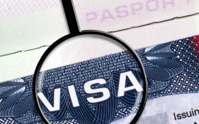 ĐSQ Mỹ tại Việt Nam sắp mở cửa trở lại, không cấp visa cho diện học trực tuyến - 1