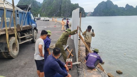 Nhà thầu có trách nhiệm trong vụ ô tô lao xuống biển Hạ Long, 4 người tử vong - ảnh 1