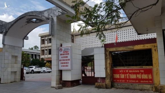 Chủ tịch Quảng Trị ra văn bản hoả tốc vụ bệnh nhân Covid-19 tham gia tiệc sinh nhật - Ảnh 1.