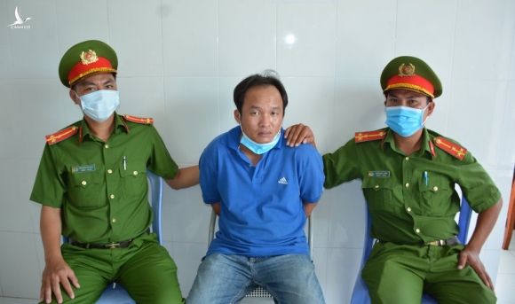 Ô tô chở 45 kg ma túy từ Campuchia về TP.HCM bị chặn bắt - ảnh 1