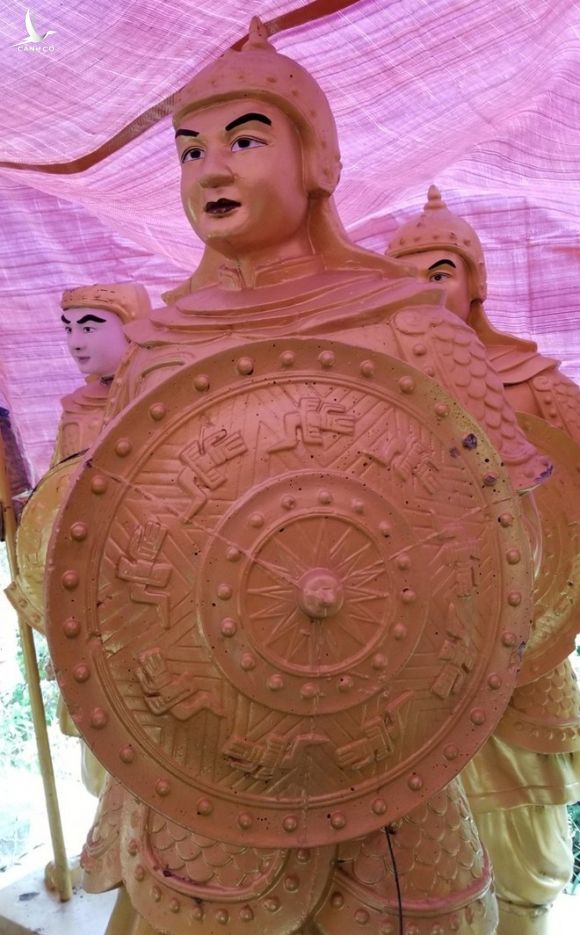 Thực hư về 'tượng lính Trung Quốc thời Tần Thủy Hoàng' trong khu du lịch ở Đà Lạt - ảnh 2