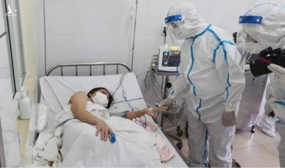 Sức khỏe sản phụ mắc COVID-19 sinh mổ tại Đà Nẵng ra sao? - 1