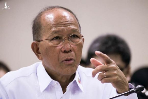 Bộ trưởng Quốc phòng Philippines tố Trung Quốc bịa ra 'đường 9 đoạn'