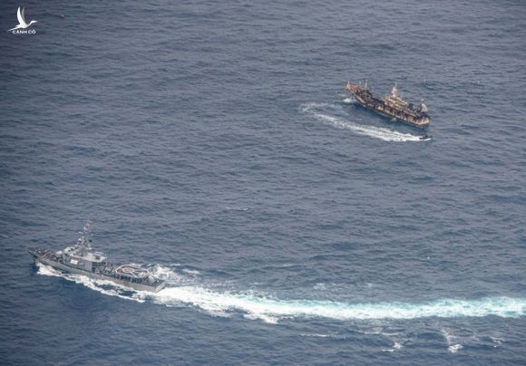 Mưu đồ của Trung Quốc đằng sau tàu cá trá hình - Ảnh 1.