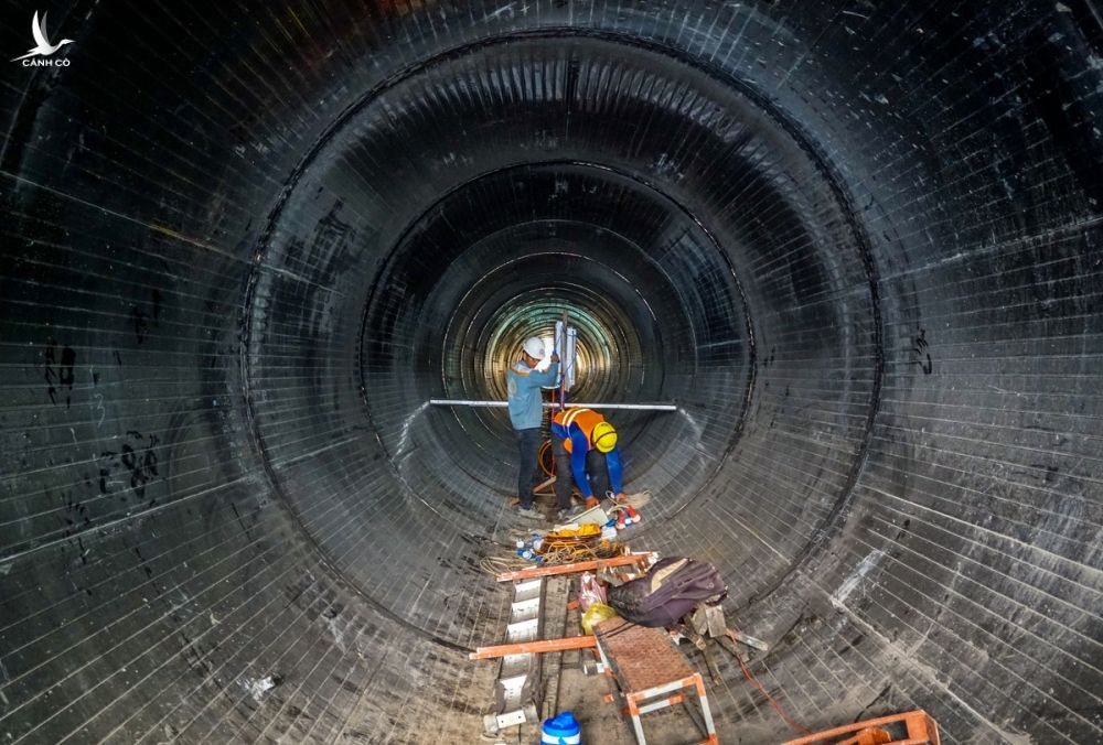 Thi công đường ống ở Dự án vệ sinh môi trường TP HCM giai đoạn 2 mục đích chuyển nước thải từ lưu vực kênh Nhiêu Lộc - Thị Nghè về nhà máy xử lý, chụp tháng 4/2019. Ảnh: Quỳnh Trần